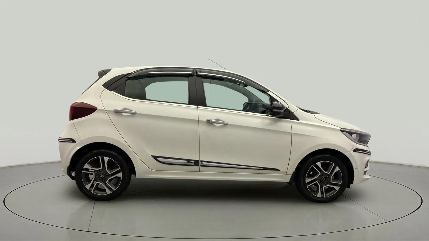 2020 Tata Tiago XZ PLUS PETROL, Petrol, Manual, 32,324 km, Right Side View