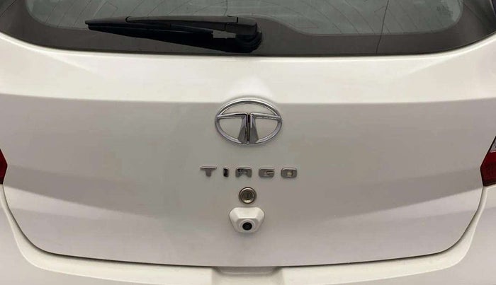 2020 Tata Tiago XZ PLUS PETROL, Petrol, Manual, 32,273 km, Dicky (Boot door) - Minor scratches