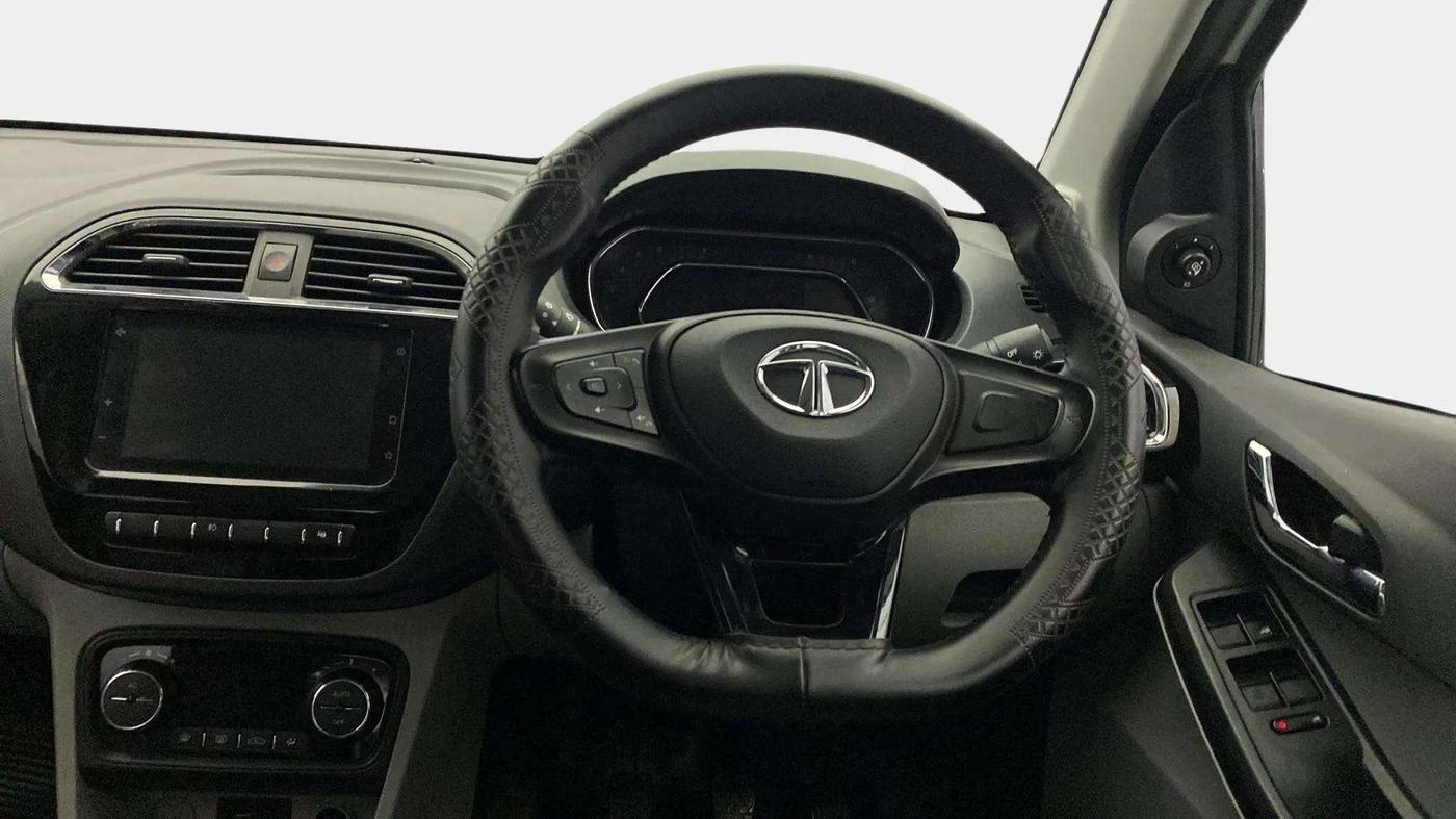 2020 Tata Tiago XZ PLUS PETROL, Petrol, Manual, 32,324 km, Steering Wheel Close Up