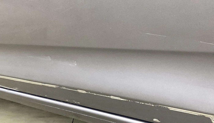 2020 Honda Amaze 1.2L I-VTEC V, Petrol, Manual, 48,871 km, Front passenger door - Minor scratches