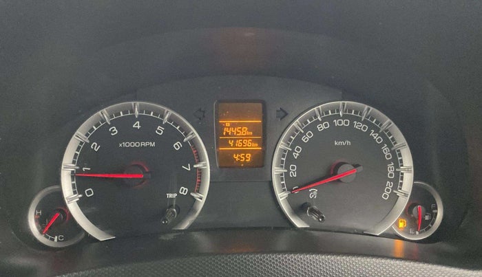 2016 Maruti Swift VXI O, Petrol, Manual, 41,458 km, Odometer Image