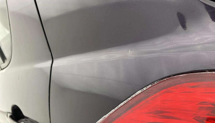 2016 Maruti Swift VXI O, Petrol, Manual, 41,458 km, Left quarter panel - Minor scratches