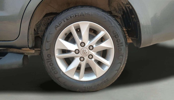 2020 Toyota Innova Crysta 2.7 GX AT 7 STR, Petrol, Automatic, 36,269 km, Left Rear Wheel