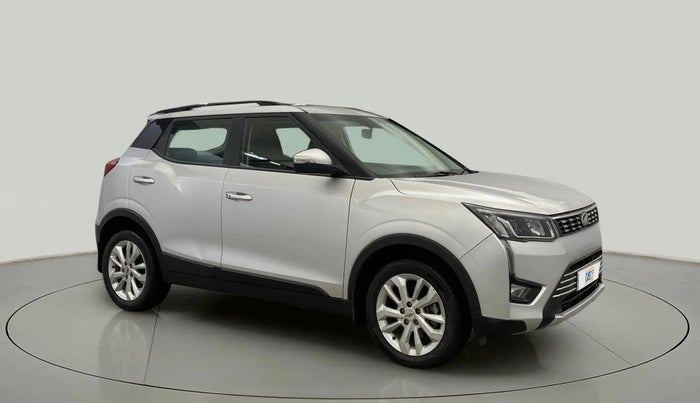 2022 Mahindra XUV300 W8 1.5 DIESEL, Diesel, Manual, 29,776 km, Right Front Diagonal