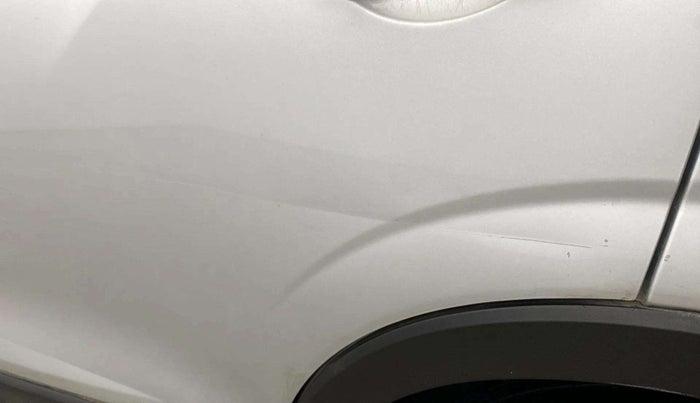 2022 Mahindra XUV300 W8 1.5 DIESEL, Diesel, Manual, 29,776 km, Rear left door - Minor scratches