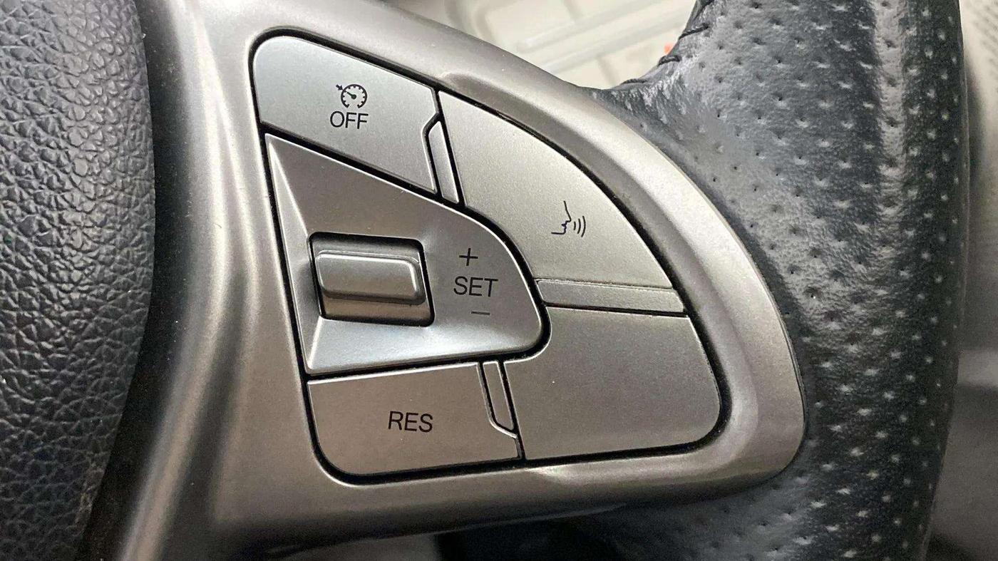 2022 Mahindra XUV300 W8 1.5 DIESEL, Diesel, Manual, 29,953 km, Adaptive Cruise Control