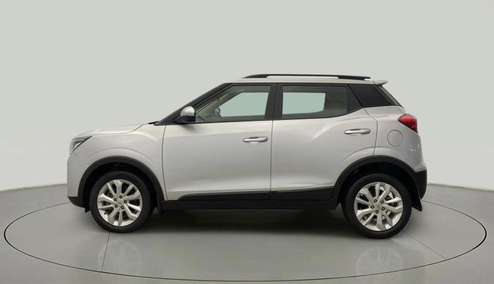 2022 Mahindra XUV300 W8 1.5 DIESEL, Diesel, Manual, 29,776 km, Left Side