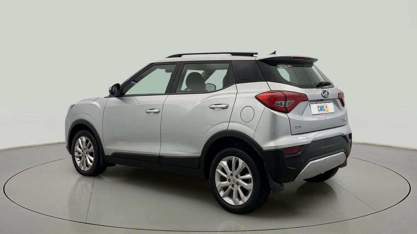 2022 Mahindra XUV300 W8 1.5 DIESEL, Diesel, Manual, 29,953 km, Left Back Diagonal