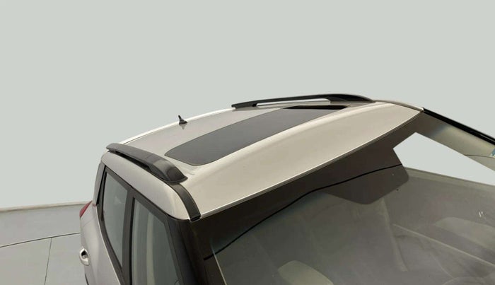 2022 Mahindra XUV300 W8 1.5 DIESEL, Diesel, Manual, 29,776 km, Roof