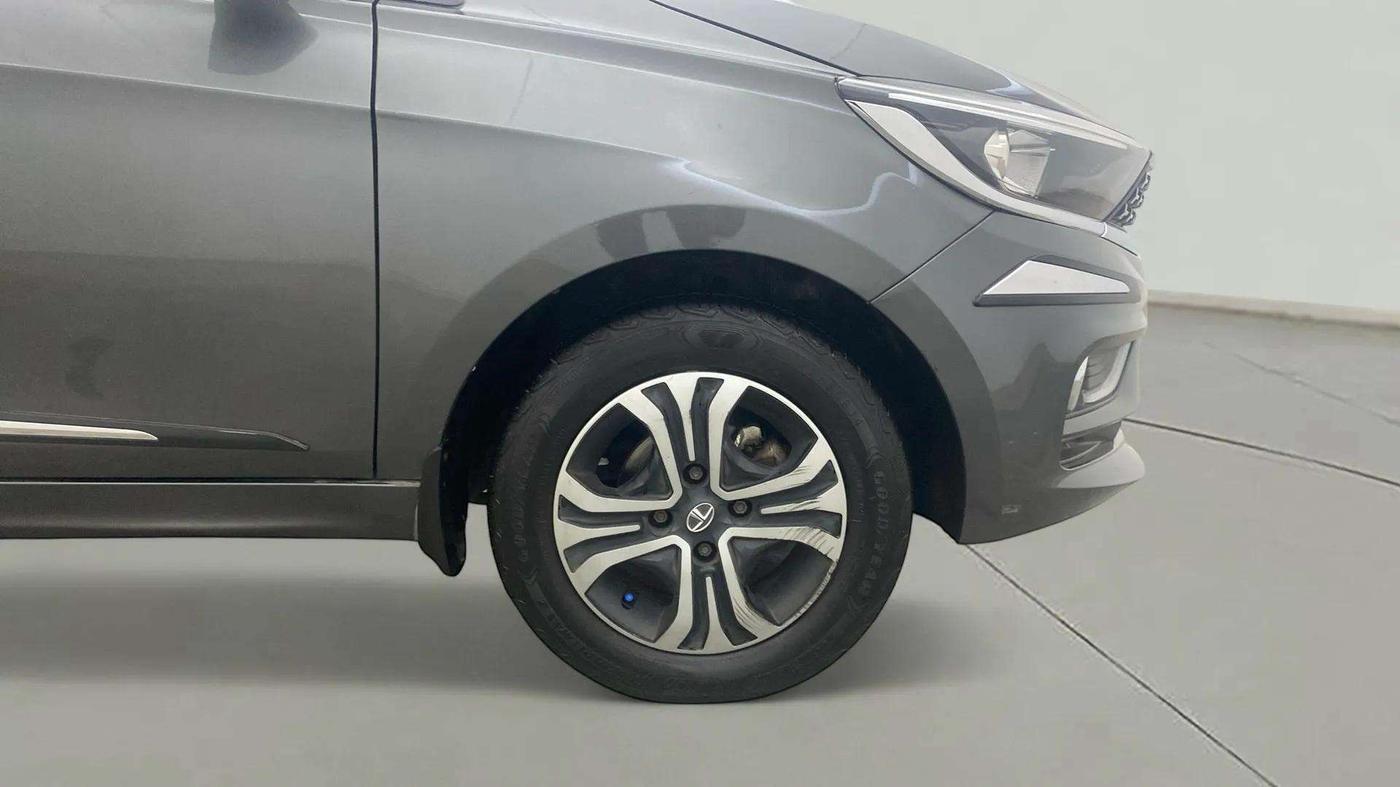 2022 Tata TIGOR XZ PLUS CNG, CNG, Manual, 63,712 km, Right Front Wheel