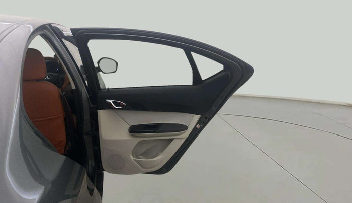 2022 Tata TIGOR XZ PLUS CNG, CNG, Manual, 63,712 km, RHS Rear Door