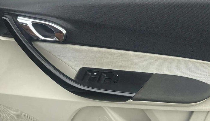 2022 Tata TIGOR XZ PLUS CNG, CNG, Manual, 63,712 km, Driver Side Door Panels Control