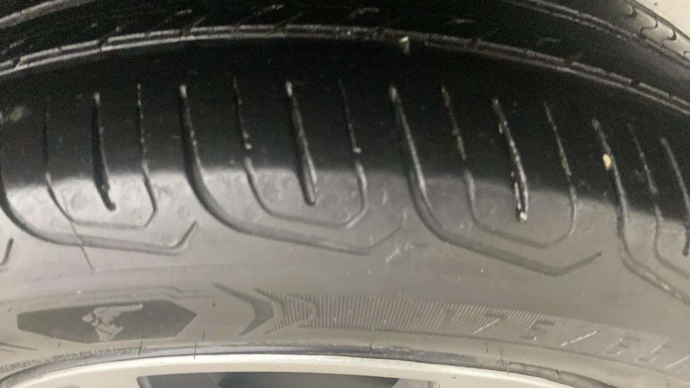 2022 Tata TIGOR XZ PLUS CNG, CNG, Manual, 63,712 km, Left Rear Tyre Tread
