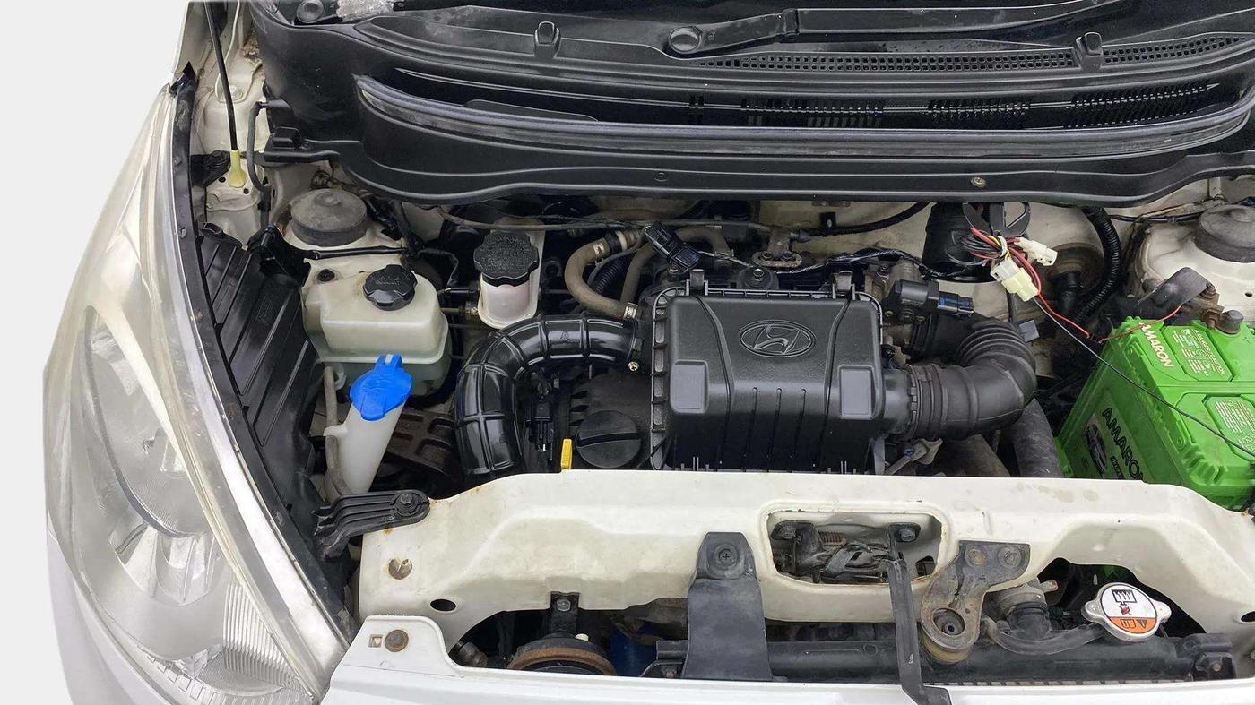 2018 Hyundai Eon ERA +, Petrol, Manual, 45,141 km, Engine View - Right