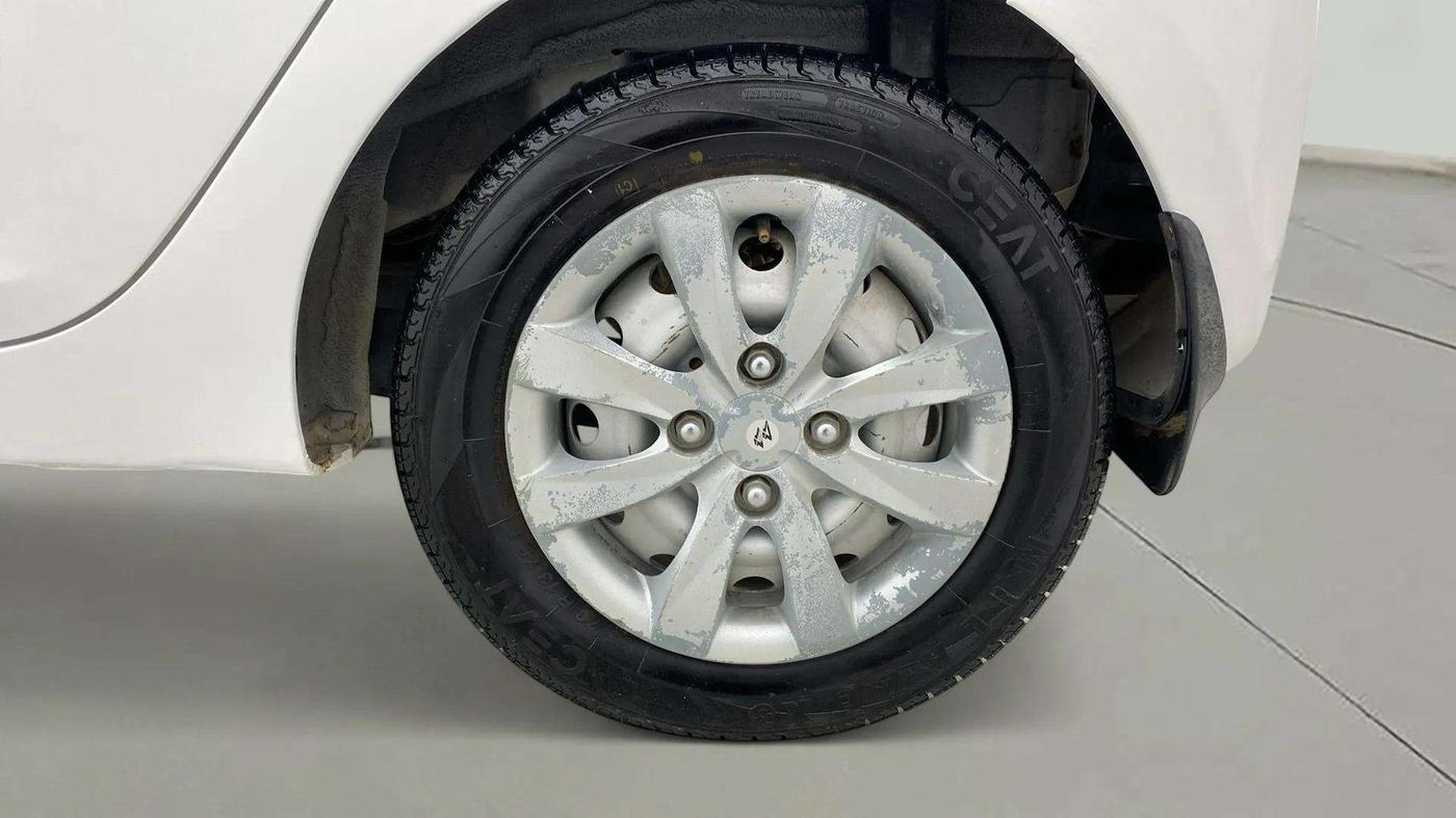 2018 Hyundai Eon ERA +, Petrol, Manual, 45,141 km, Left Rear Wheel