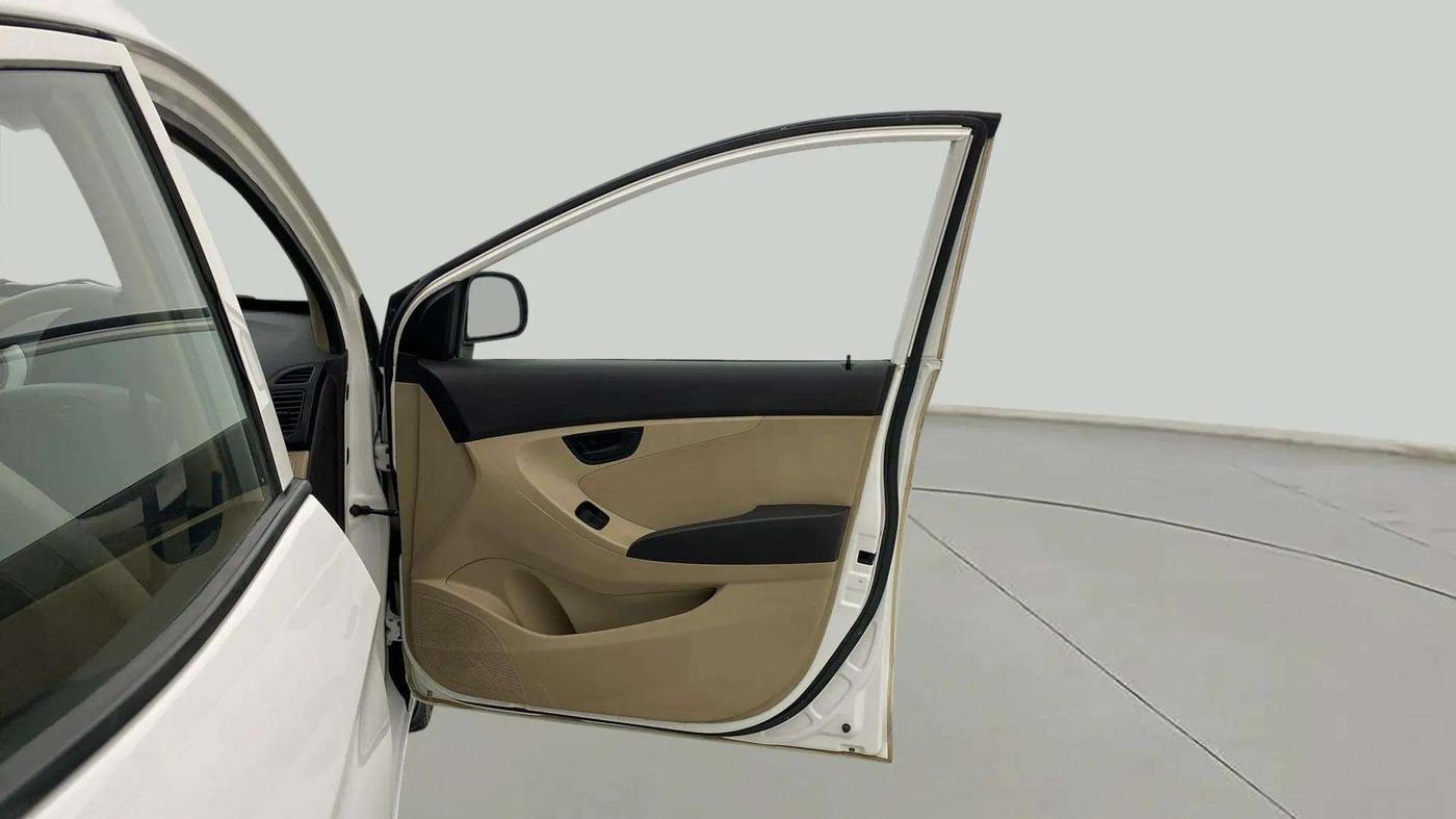 2018 Hyundai Eon ERA +, Petrol, Manual, 45,141 km, RHS Front Door