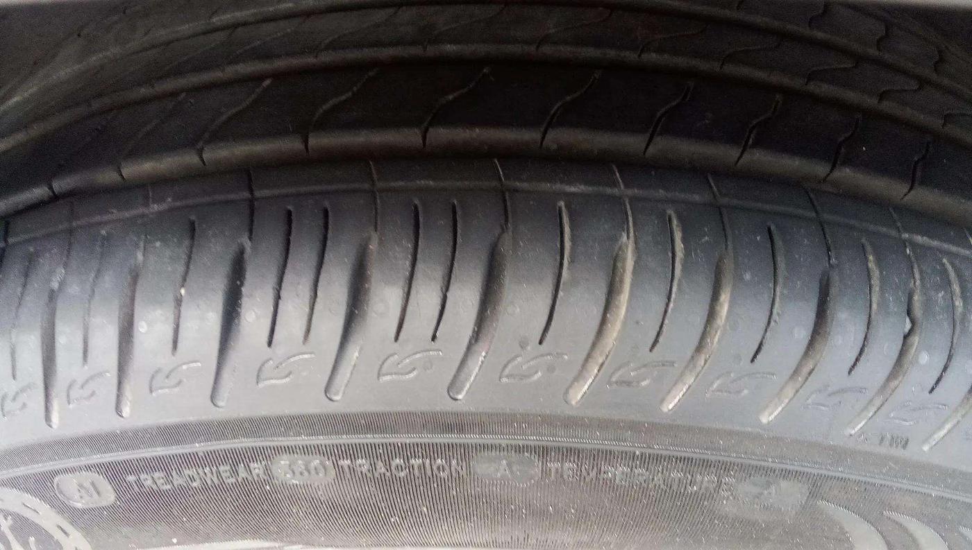 2024 Hyundai VENUE N LINE N8 1.0 TURBO DCT, Petrol, Automatic, 7,568 km, Left Front Tyre Tread