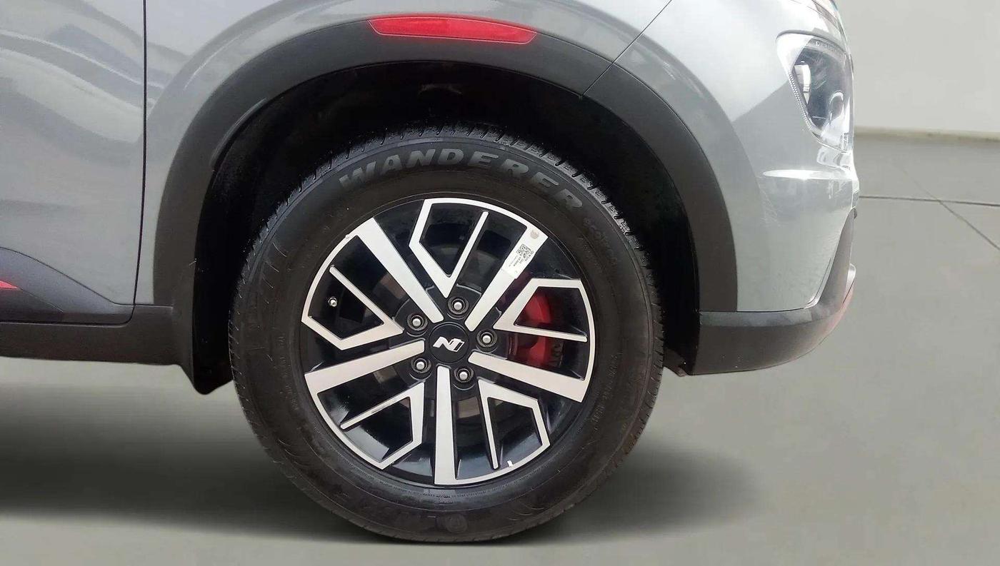 2024 Hyundai VENUE N LINE N8 1.0 TURBO DCT, Petrol, Automatic, 7,568 km, Right Front Wheel