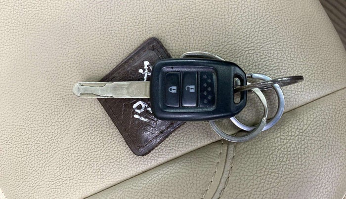 2014 Honda City 1.5L I-VTEC SV, Petrol, Manual, 70,175 km, Key Close Up