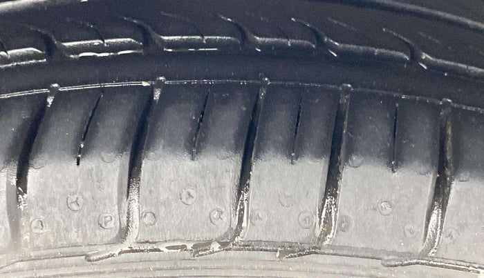 2014 Honda City 1.5L I-VTEC SV, Petrol, Manual, 70,175 km, Right Rear Tyre Tread