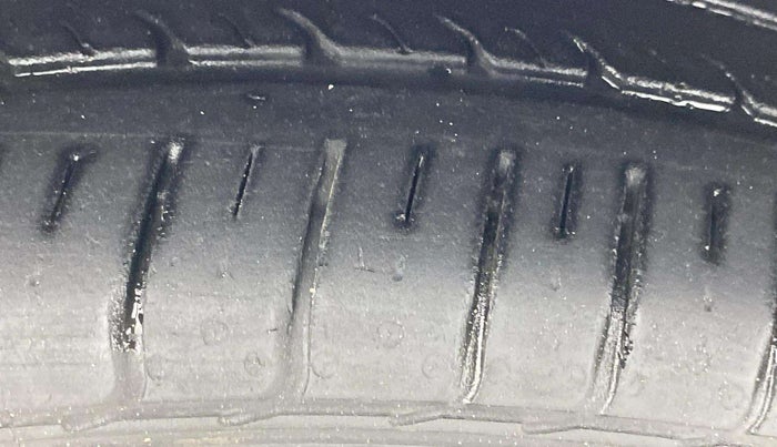 2014 Honda City 1.5L I-VTEC SV, Petrol, Manual, 70,175 km, Left Front Tyre Tread