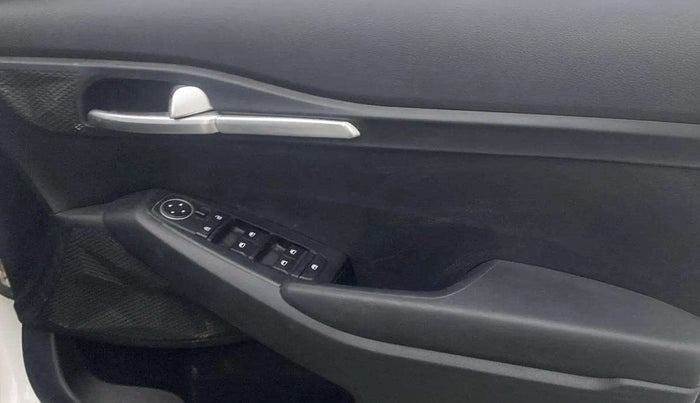 2020 KIA SELTOS HTK 1.5 DIESEL, Diesel, Manual, 93,618 km, Driver Side Door Panels Control