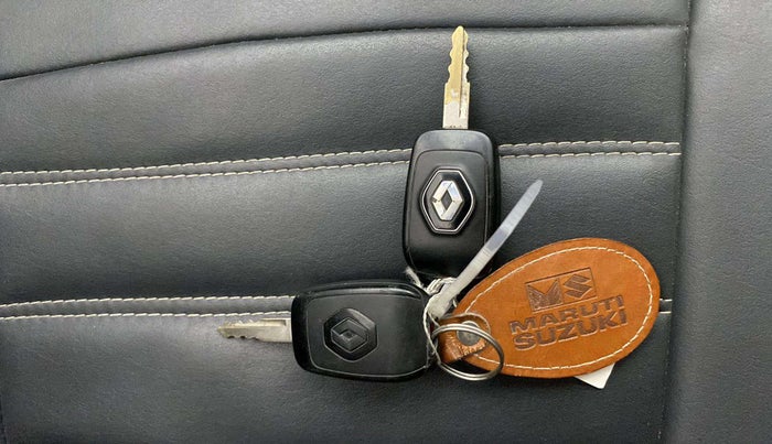 2021 Renault Kwid CLIMBER 1.0 (O), Petrol, Manual, 36,195 km, Key Close Up