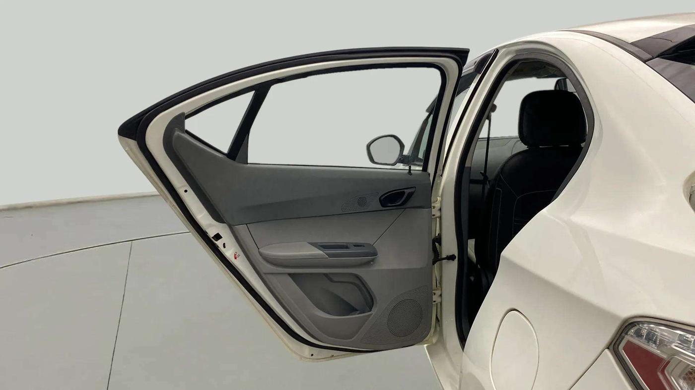 2022 Tata TIGOR XM PETROL, Petrol, Manual, 62,180 km, LHS Rear Door