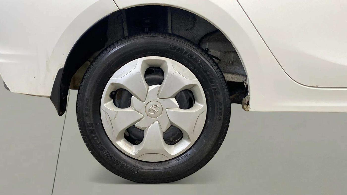 2022 Tata TIGOR XM PETROL, Petrol, Manual, 62,180 km, Right Rear Wheel