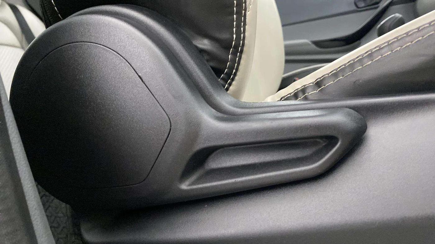 2022 Tata TIGOR XM PETROL, Petrol, Manual, 62,180 km, Driver Side Adjustment Panel