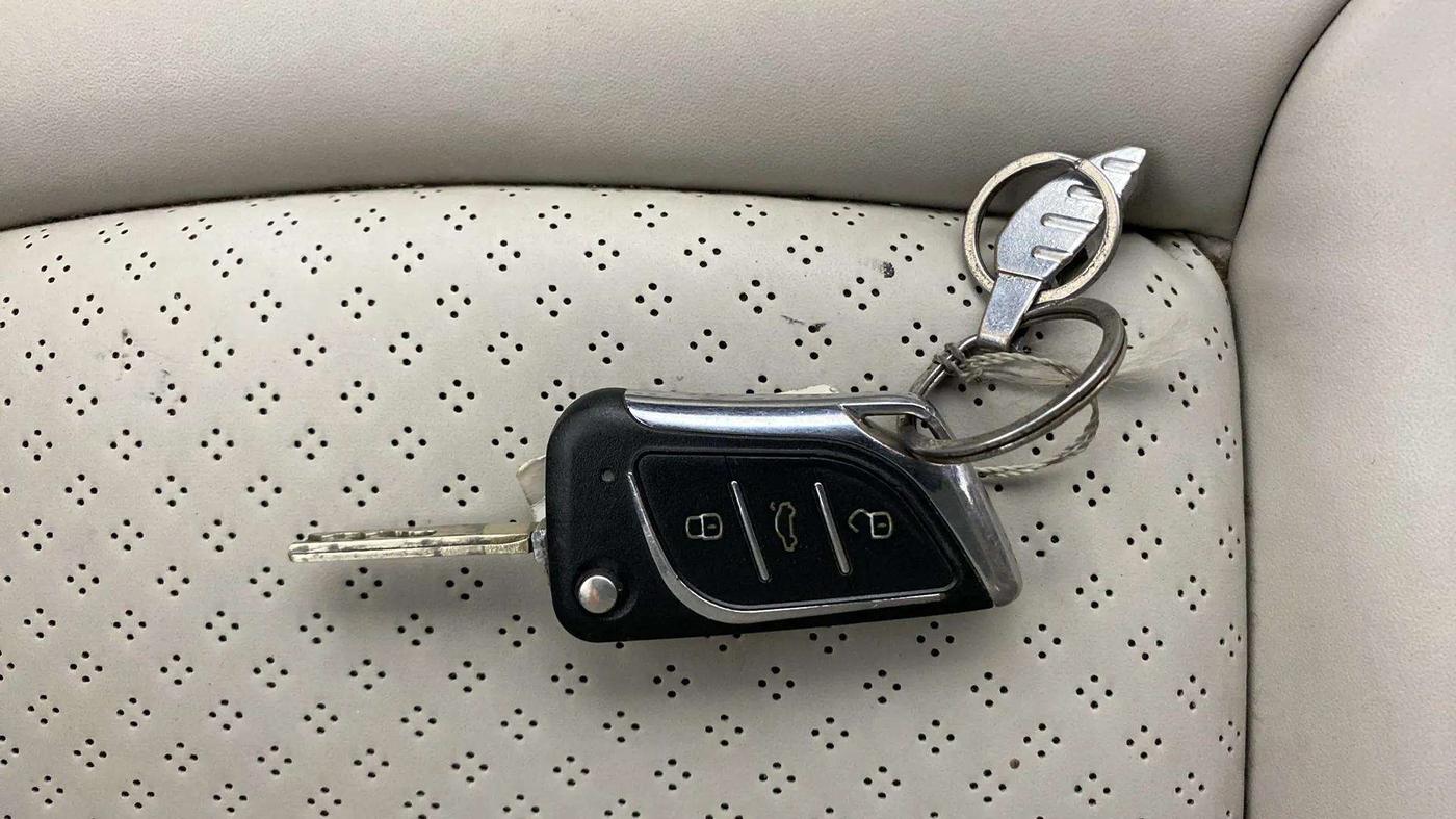 2022 Tata TIGOR XM PETROL, Petrol, Manual, 62,180 km, Key Close Up
