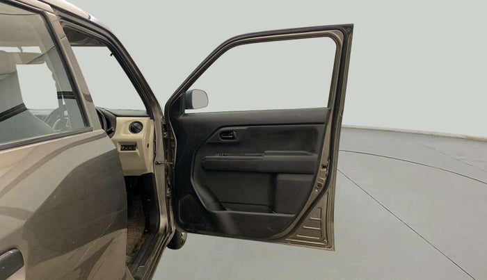 2021 Maruti New Wagon-R LXI CNG 1.0, CNG, Manual, 79,651 km, RHS Front Door