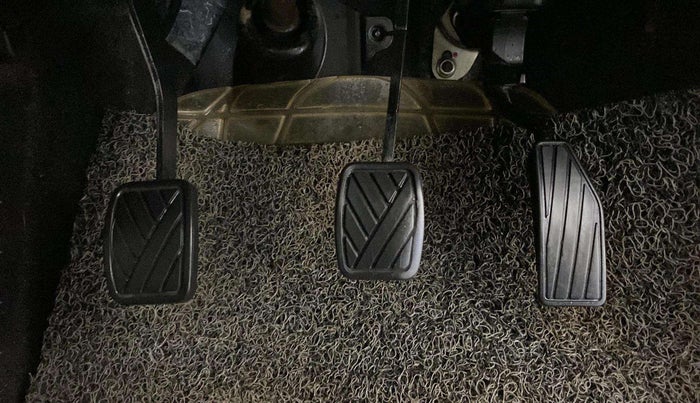 2021 Maruti New Wagon-R LXI CNG 1.0, CNG, Manual, 79,651 km, Pedals