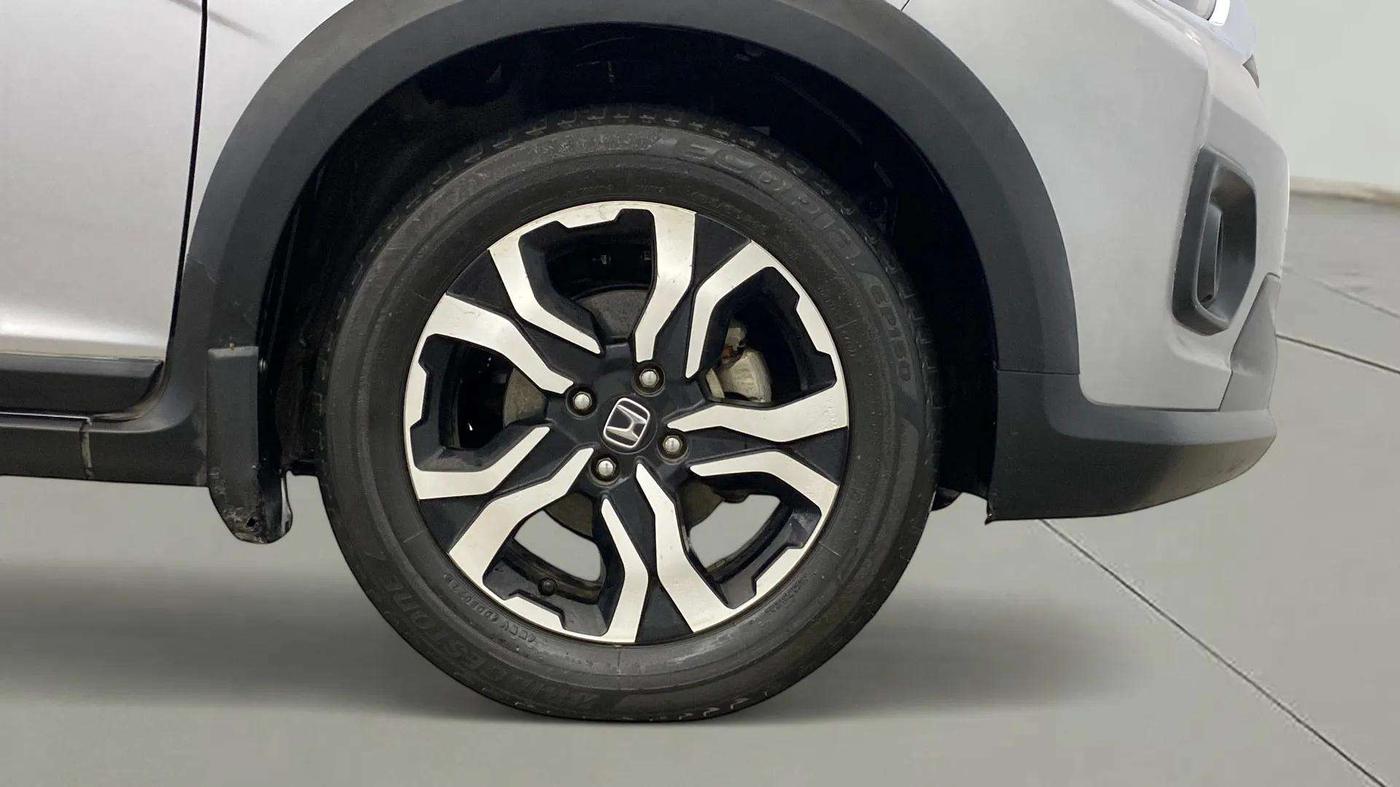 2021 Honda WR-V 1.2L I-VTEC VX MT, Petrol, Manual, 41,122 km, Right Front Wheel