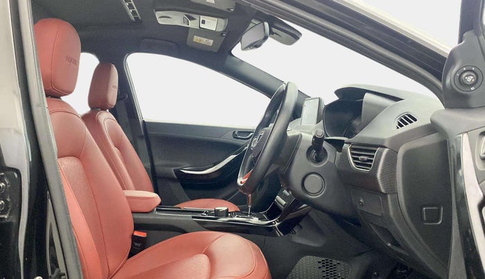 2023 Tata NEXON XZA PLUS LUX SUNROOF RED DARK PETROL, Petrol, Automatic, 20,383 km, Right Side Front Door Cabin
