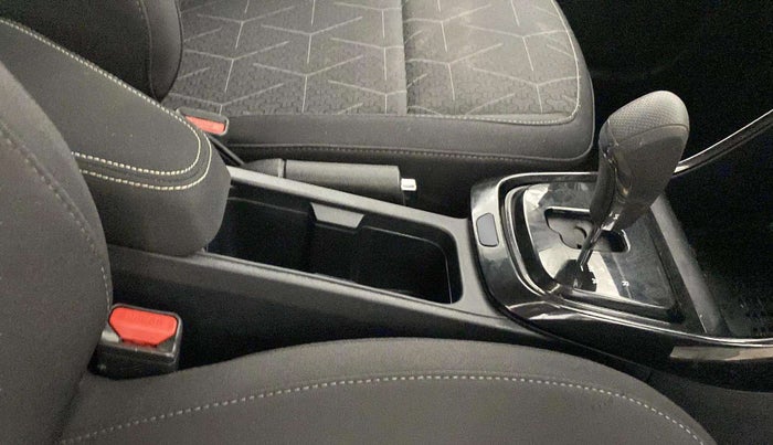 2024 Tata PUNCH Creative Plus (S) AMT, Petrol, Automatic, 3,781 km, Gear Lever