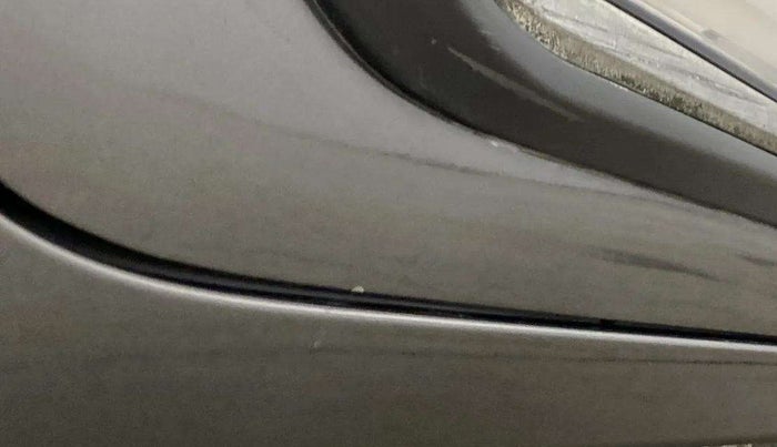2017 Maruti Baleno DELTA PETROL 1.2, Petrol, Manual, 24,761 km, Right running board - Minor scratches