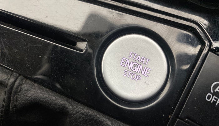 2022 Volkswagen VIRTUS HIGHLINE TSI 1.0 AT, Petrol, Automatic, 28,552 km, Keyless Start/ Stop Button