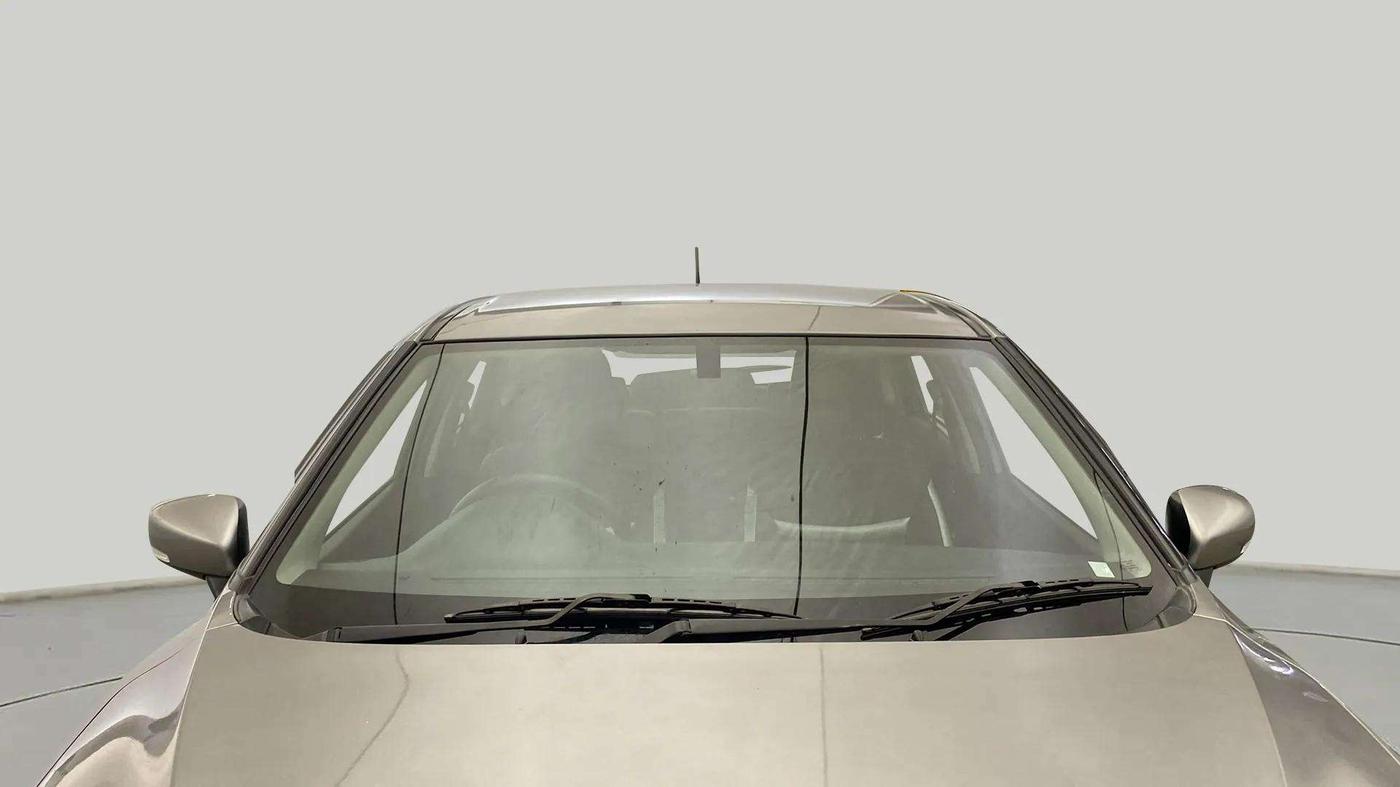 2017 Maruti Baleno DELTA PETROL 1.2, Petrol, Manual, 71,076 km, Front Windshield