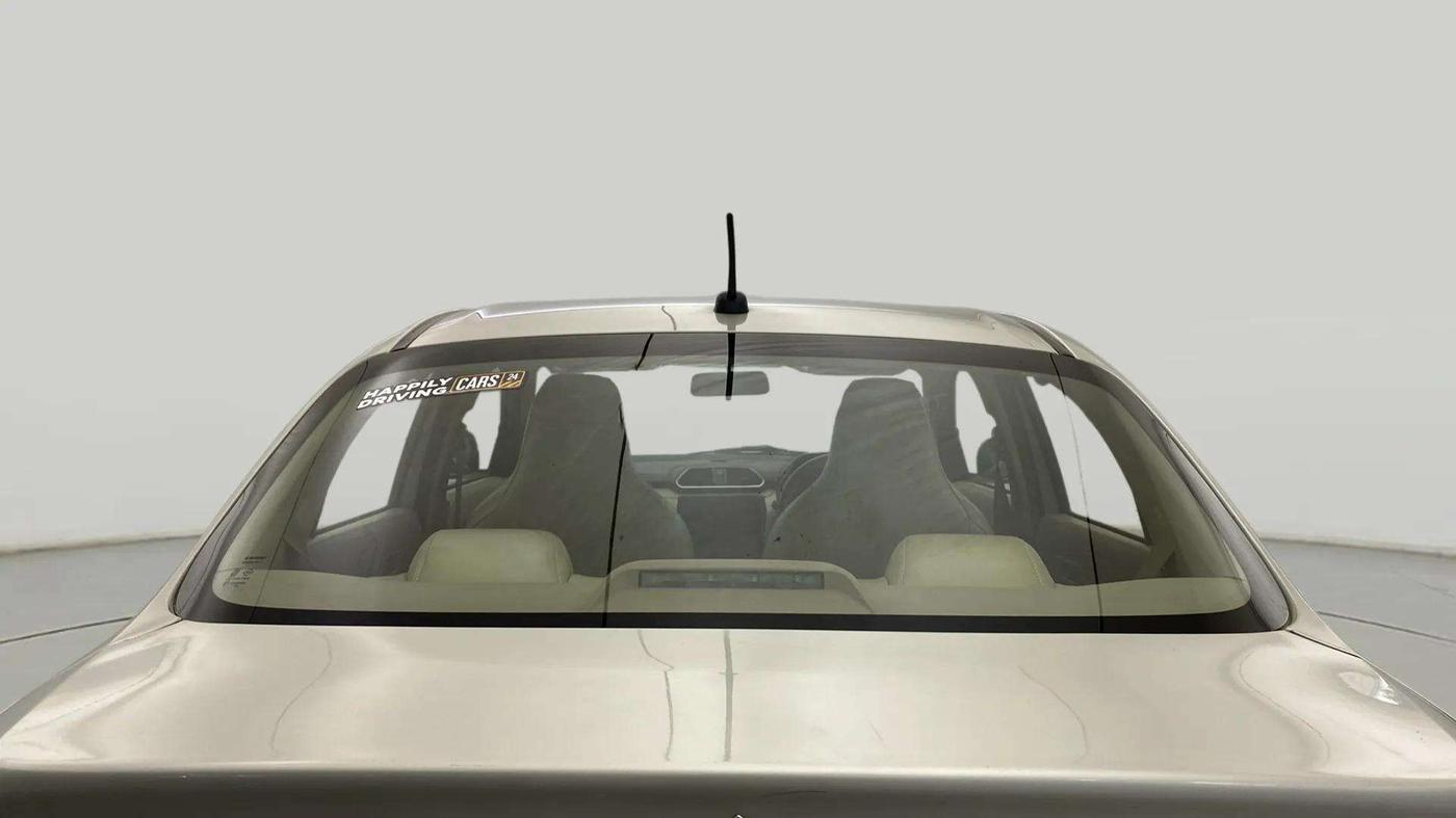 2019 Maruti Dzire LXI, Petrol, Manual, 48,483 km, Rear Windshield