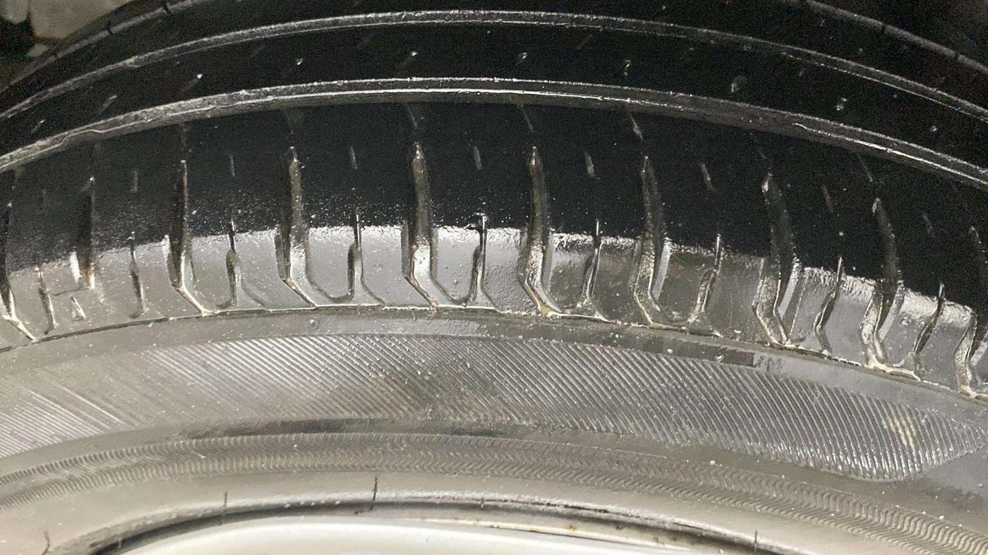 2019 Maruti Dzire LXI, Petrol, Manual, 48,483 km, Right Rear Tyre Tread