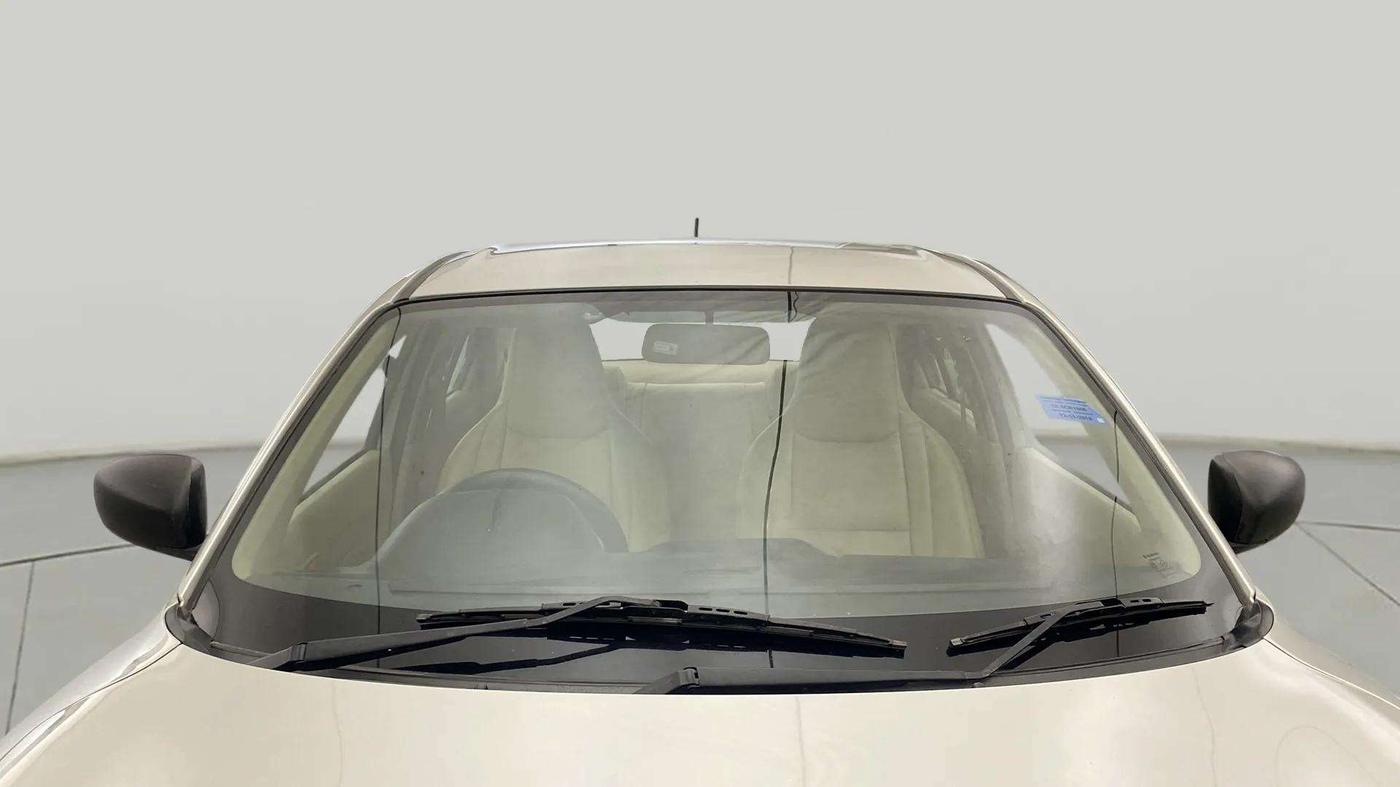 2019 Maruti Dzire LXI, Petrol, Manual, 48,483 km, Front Windshield