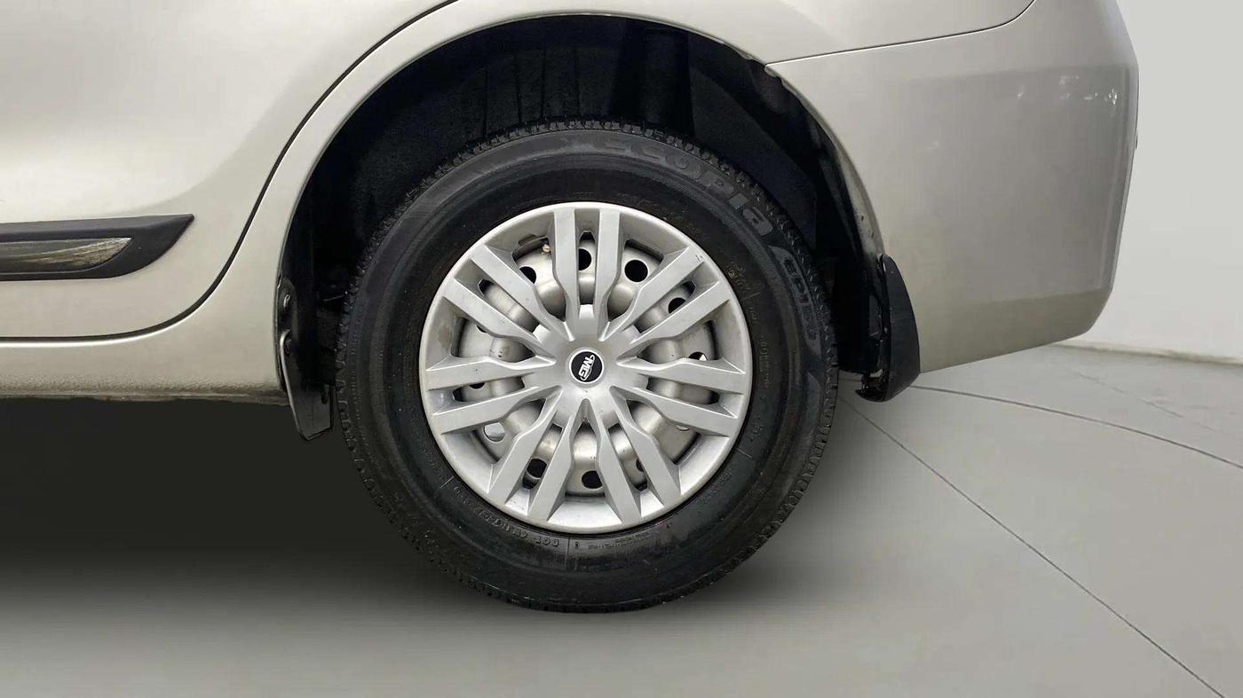 2019 Maruti Dzire LXI, Petrol, Manual, 48,483 km, Left Rear Wheel