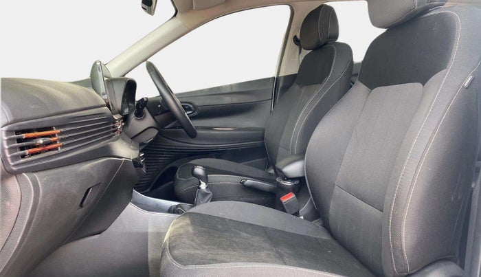 2023 Hyundai NEW I20 ASTA (O) 1.2 MT, Petrol, Manual, 9,989 km, Right Side Front Door Cabin