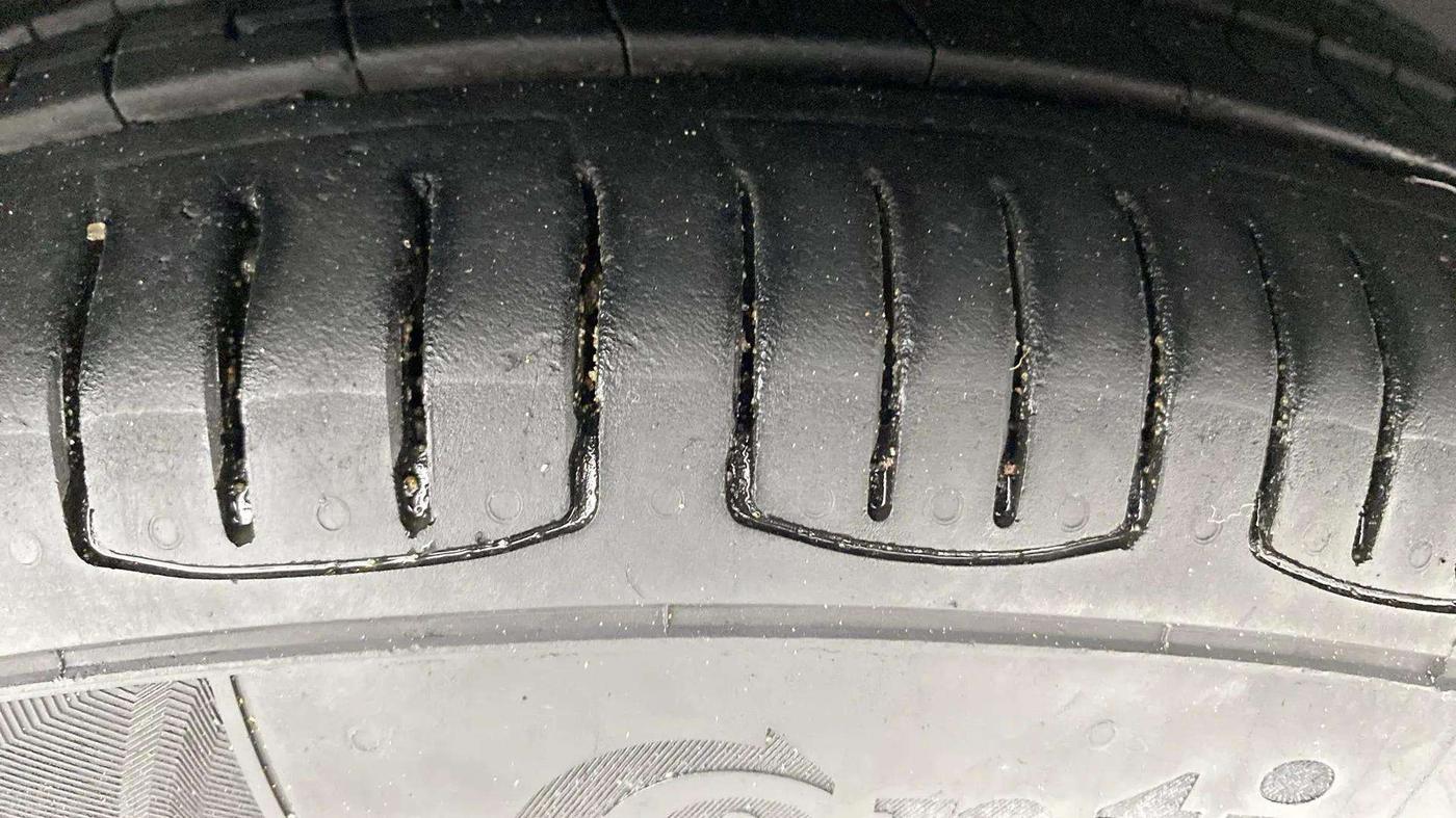 2019 Maruti Celerio X ZXI (O) AMT, Petrol, Automatic, 98,682 km, Right Rear Tyre Tread