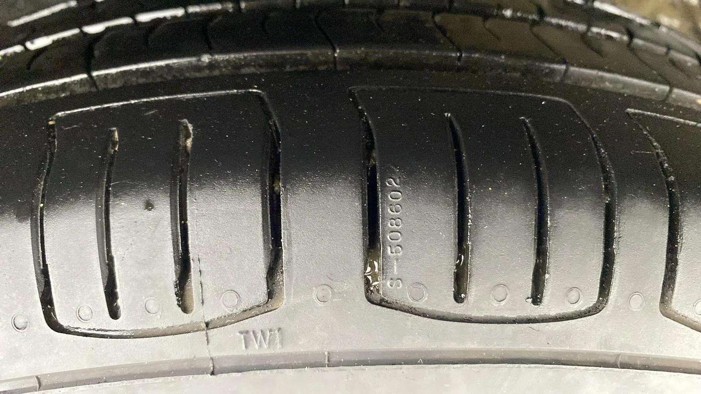 2019 Maruti Celerio X ZXI (O) AMT, Petrol, Automatic, 98,682 km, Right Front Tyre Tread