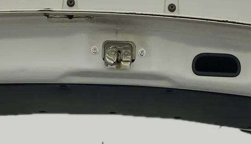 2019 Maruti Celerio X ZXI (O) AMT, Petrol, Automatic, 98,682 km, Dicky (Boot door) - Trim lock has minor damage