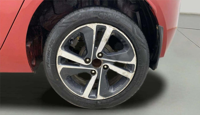 2020 Tata ALTROZ XZ PETROL, Petrol, Manual, 38,739 km, Left Rear Wheel