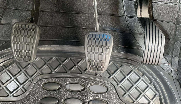 2020 Tata ALTROZ XZ PETROL, Petrol, Manual, 38,739 km, Pedals