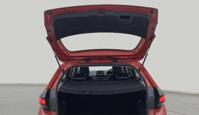 2020 Tata ALTROZ XZ PETROL, Petrol, Manual, 38,739 km, Boot Door Open